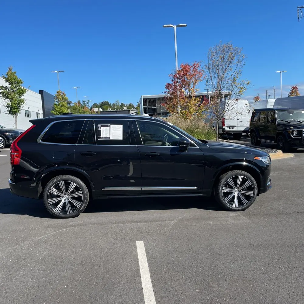 2025 Volvo XC90 B6 - Ultra