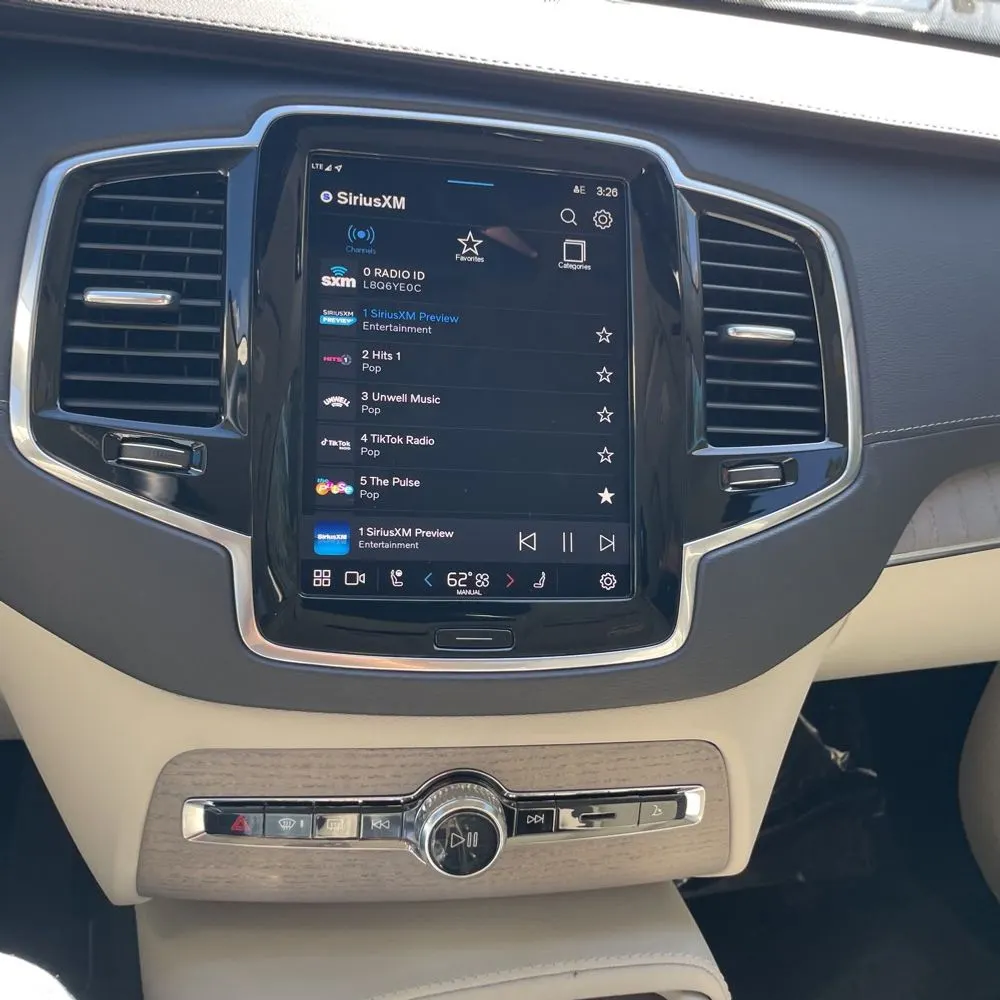 2025 Volvo XC90 B6 - Ultra