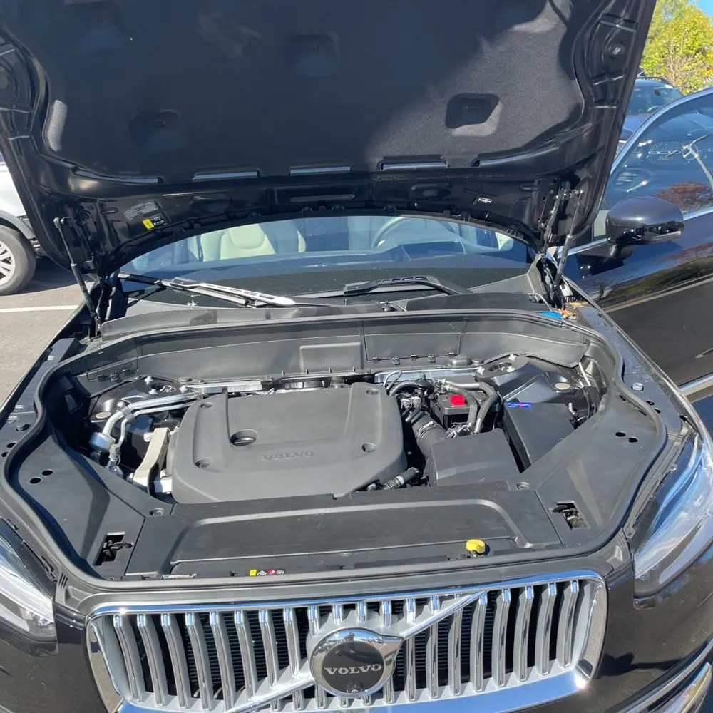2025 Volvo XC90 B6 - Ultra