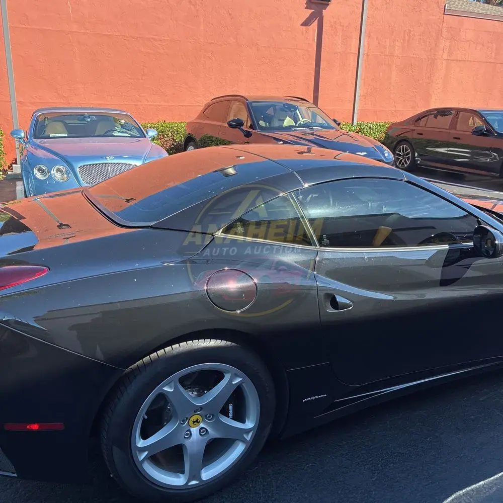 2010 Ferrari California Base