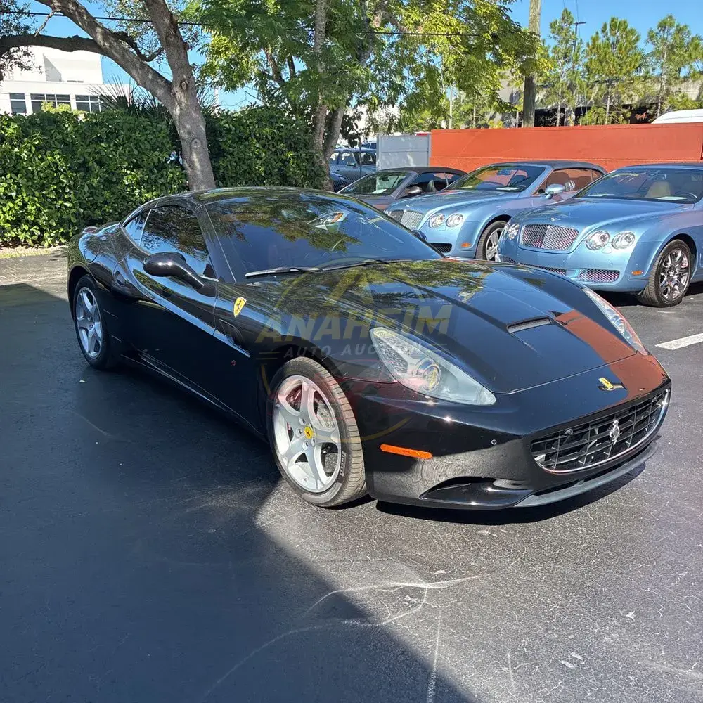 2010 Ferrari California Base