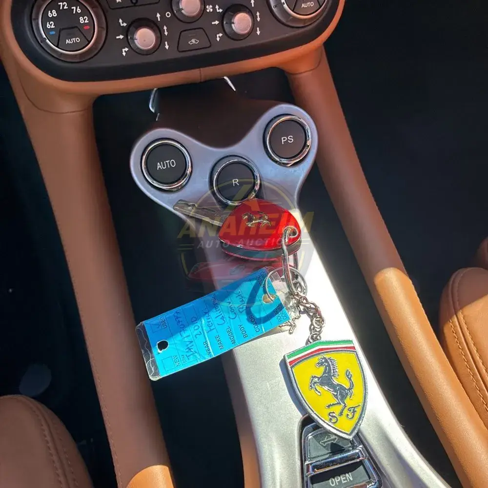 2010 Ferrari California Base