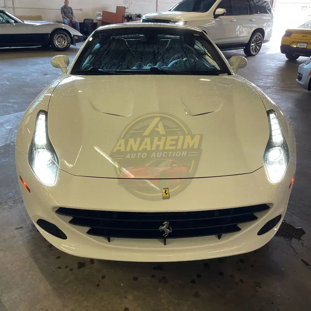 2017 Ferrari California T Base