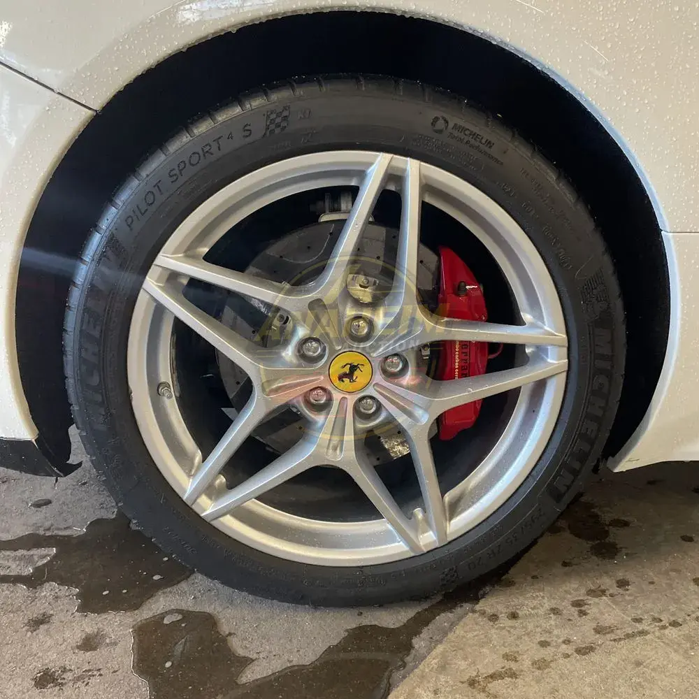 2017 Ferrari California T Base