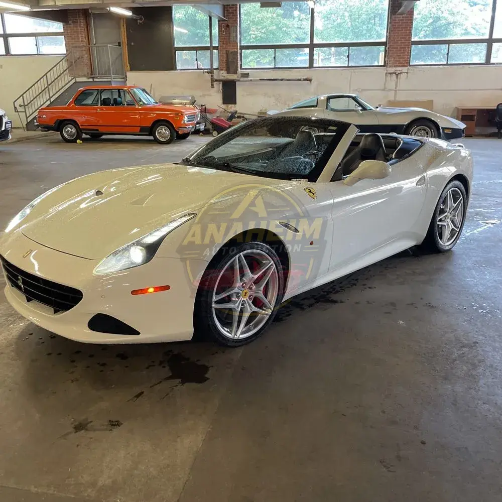 2017 Ferrari California T Base