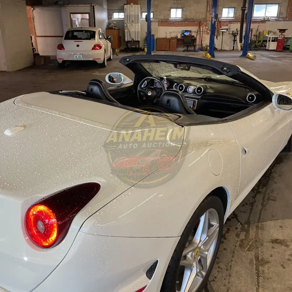 2017 Ferrari California T Base