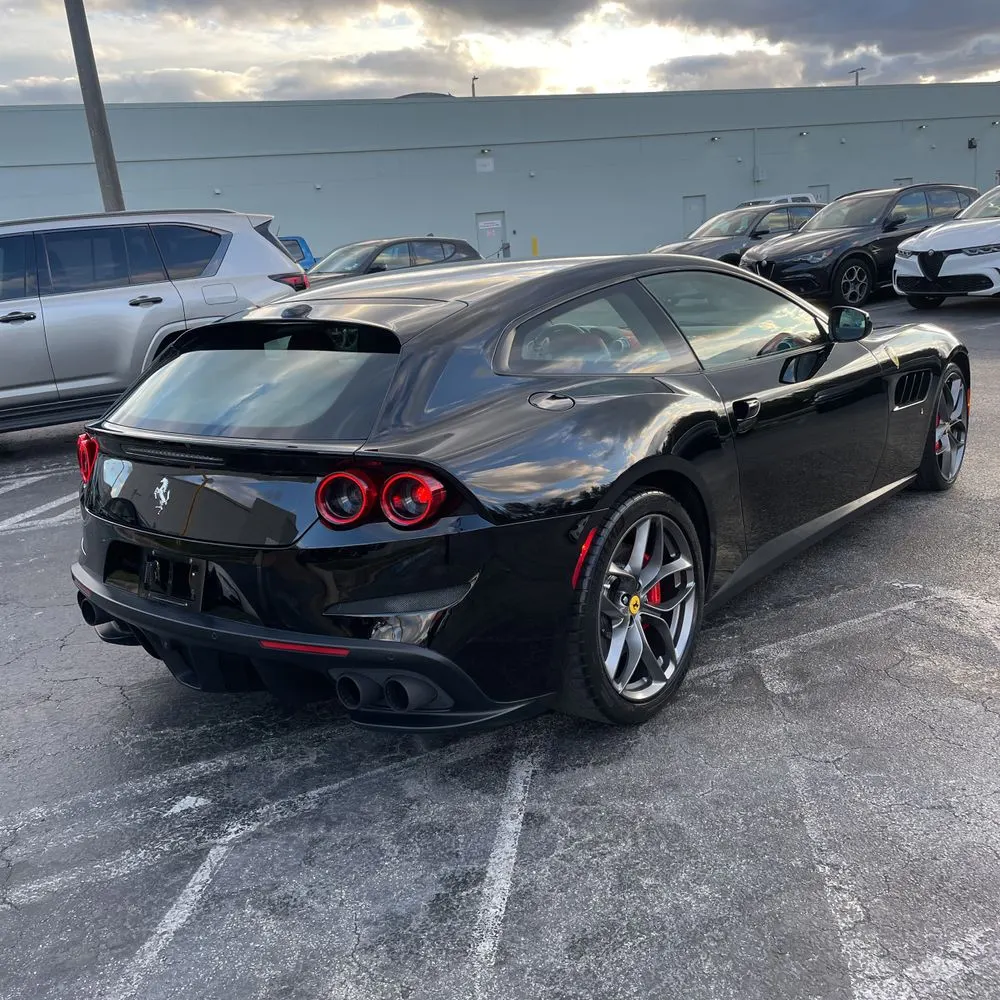 2019 Ferrari GTC4Lusso T