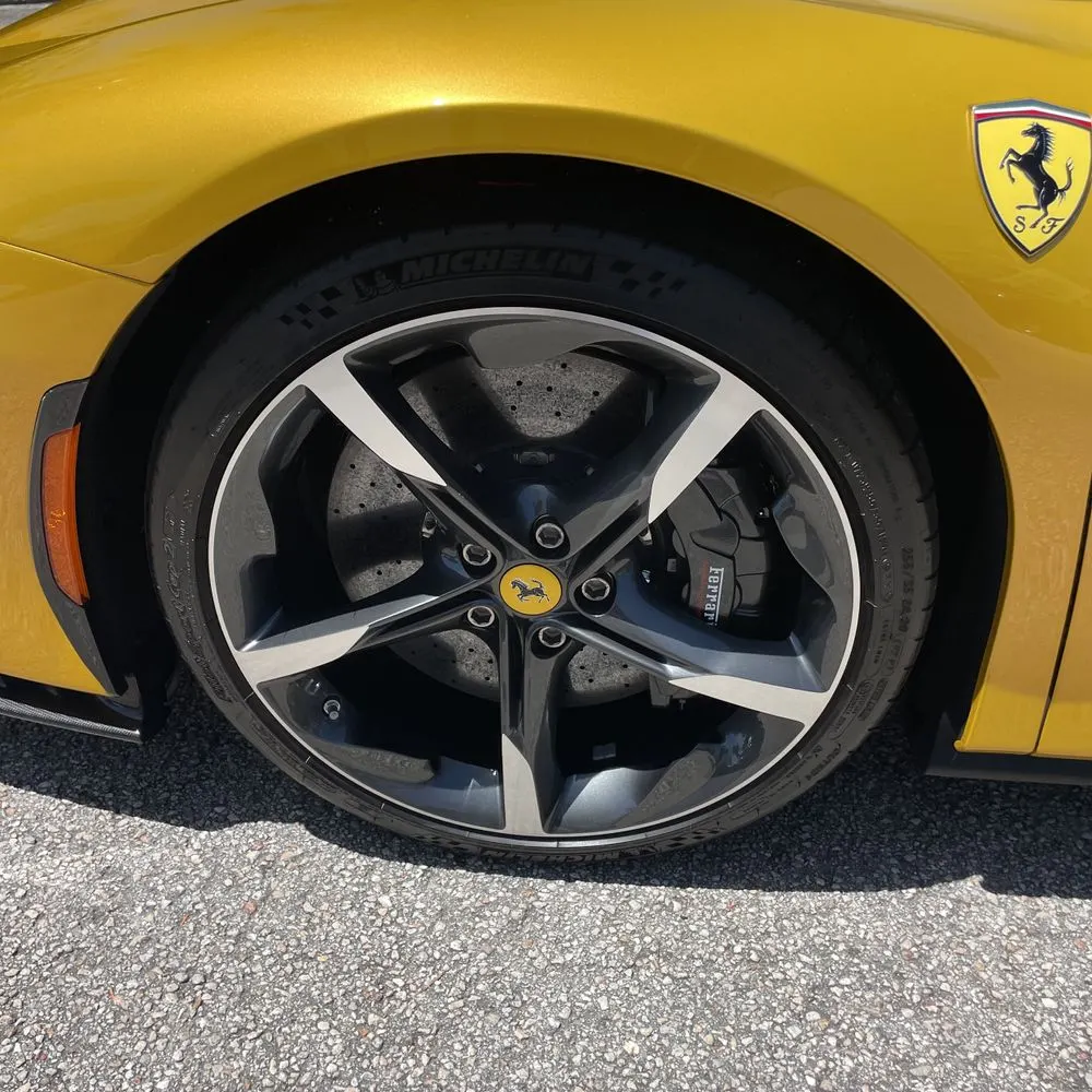 2023 Ferrari SF90 Spider