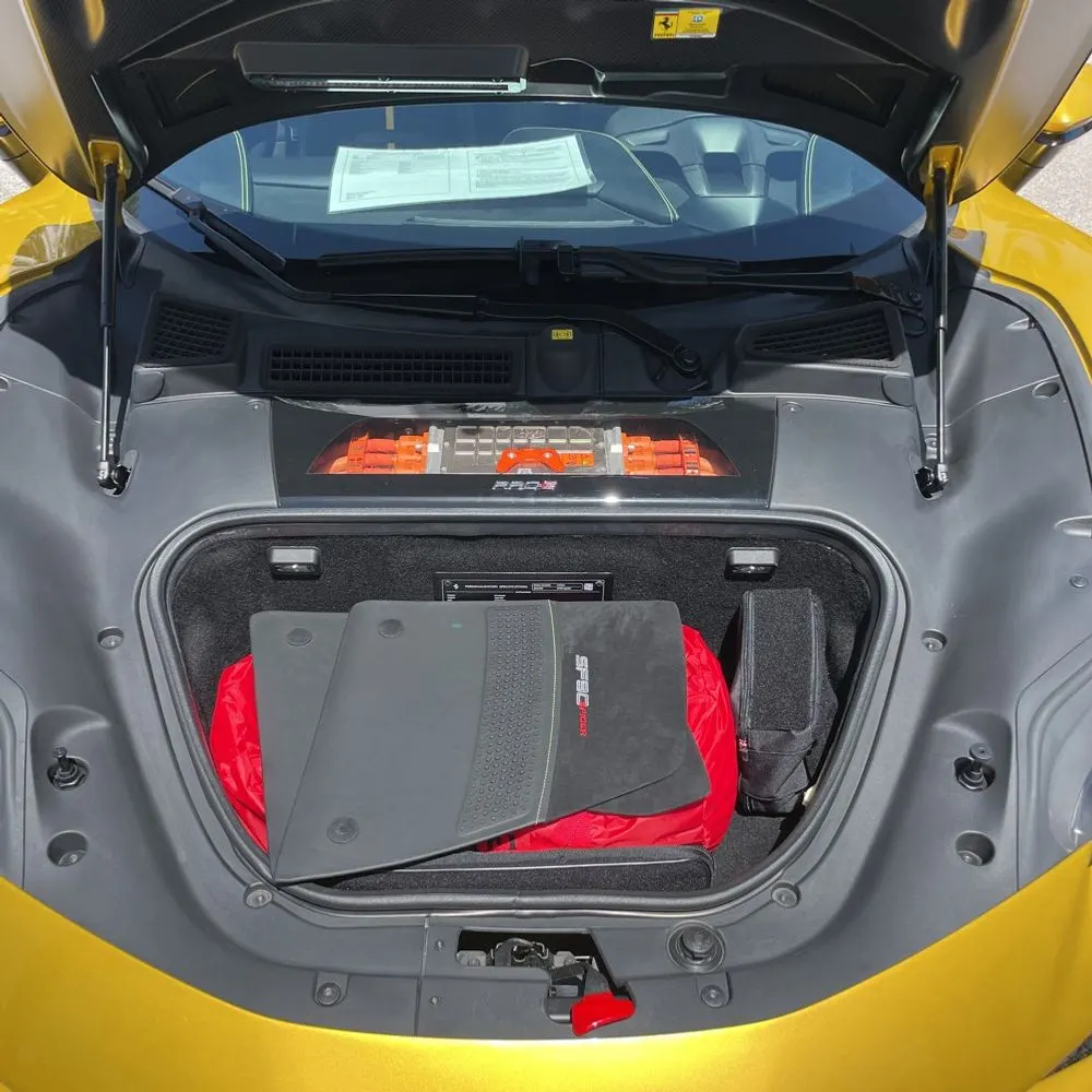 2023 Ferrari SF90 Spider
