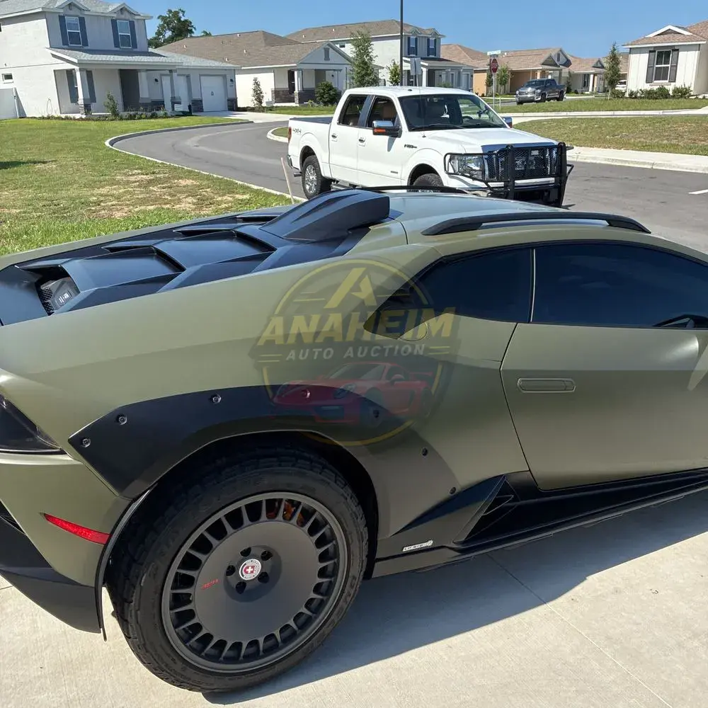 2024 Lamborghini Huracan Sterrato