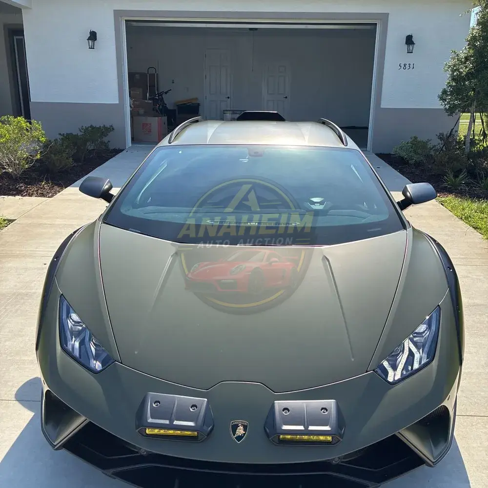 2024 Lamborghini Huracan Sterrato