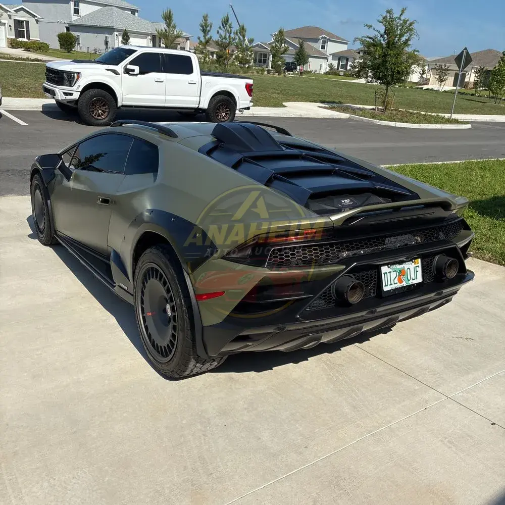2024 Lamborghini Huracan Sterrato