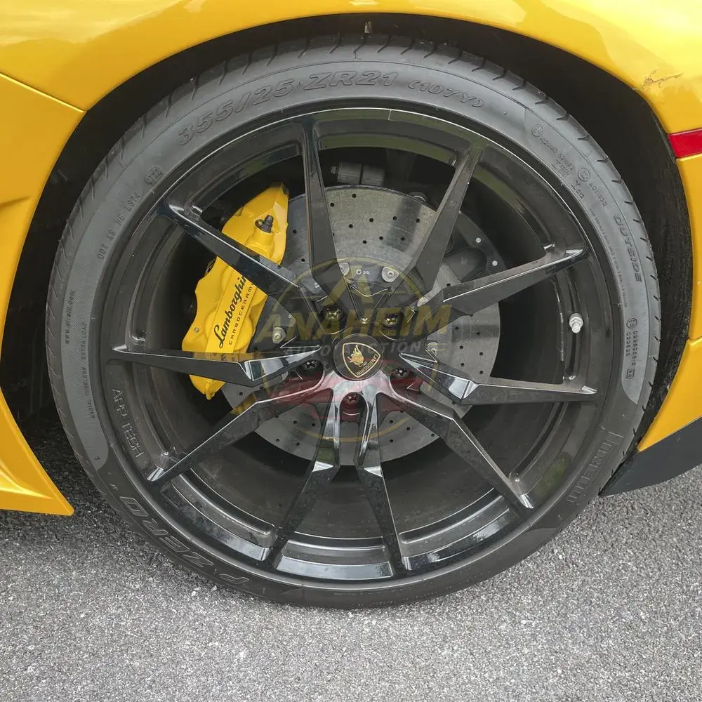 2014 Lamborghini Aventador Base