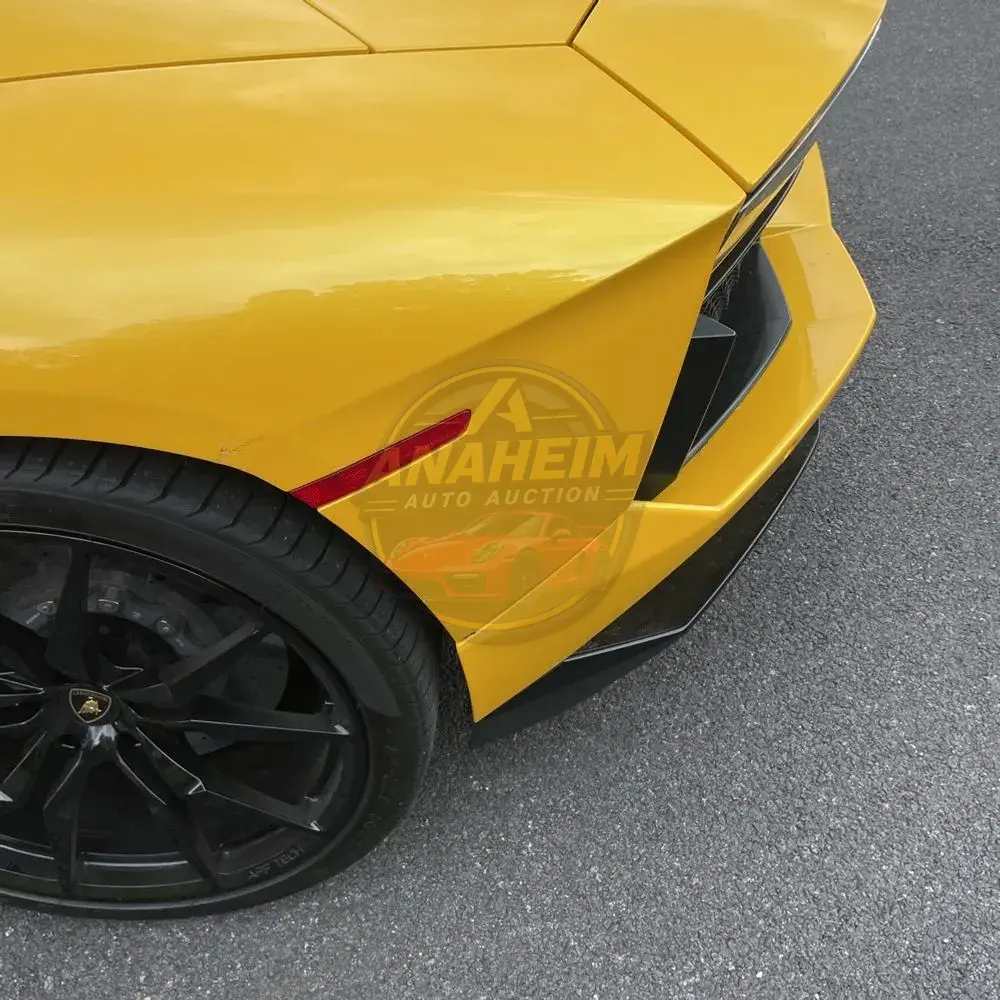 2014 Lamborghini Aventador Base
