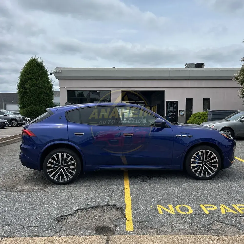 2023 Maserati Grecale Modena