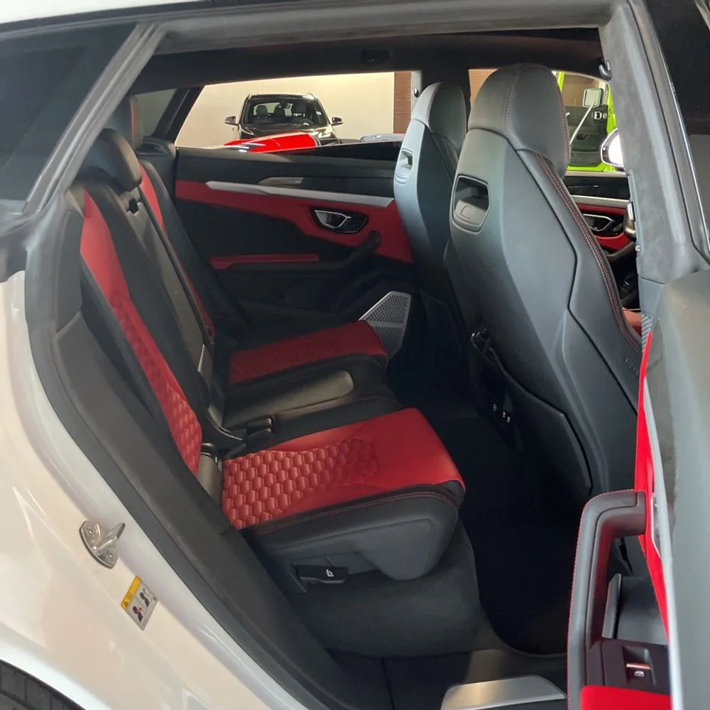 2022 Lamborghini Urus Base