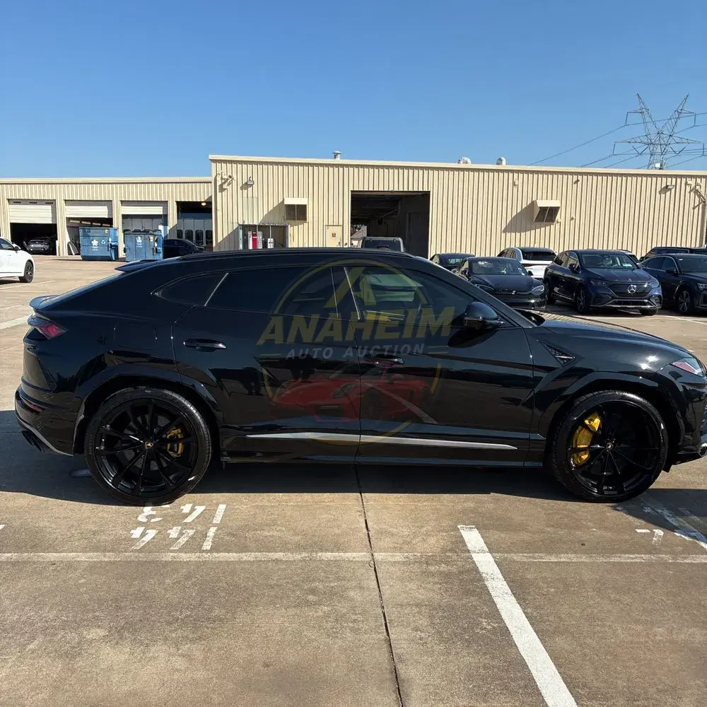 2019 Lamborghini Urus Base