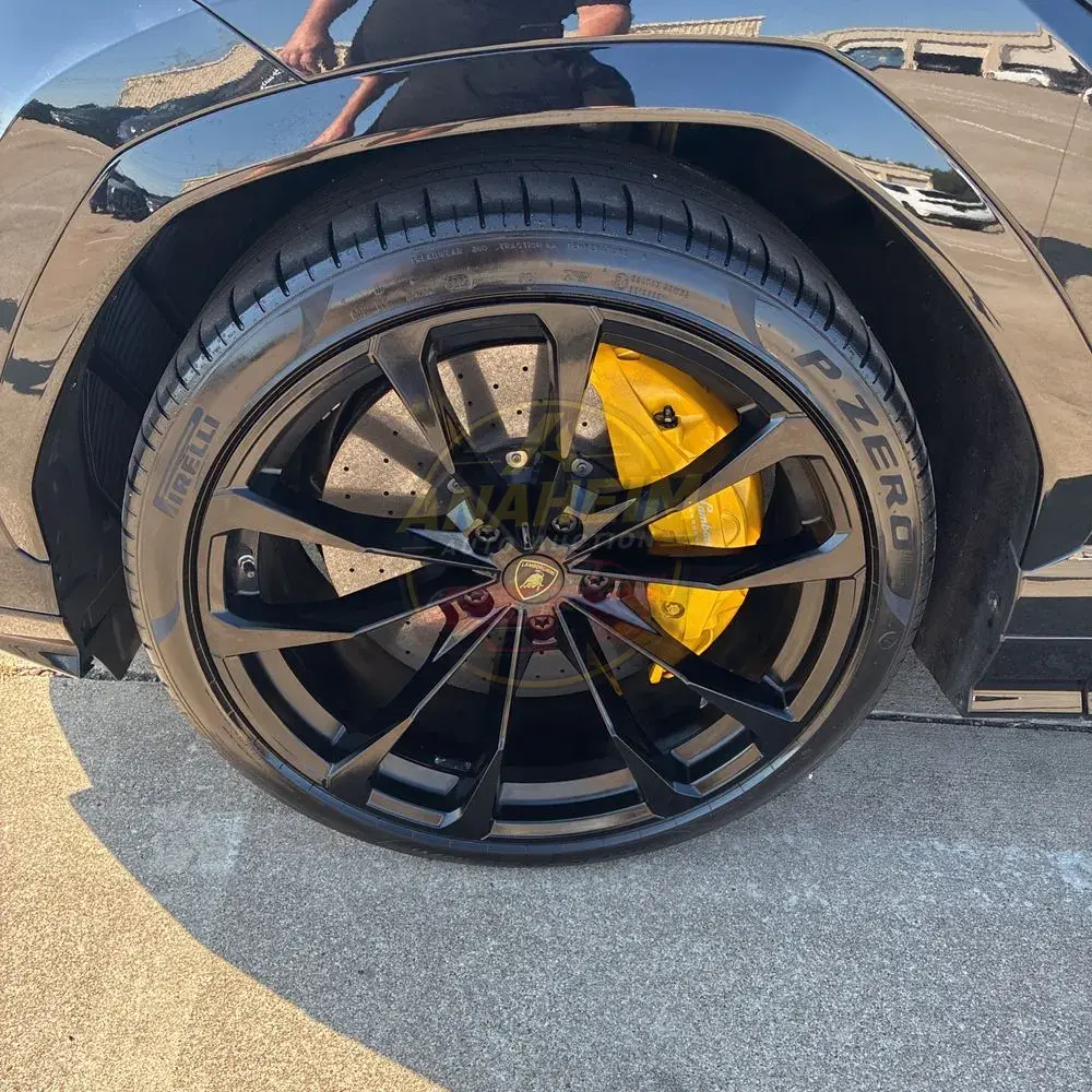 2019 Lamborghini Urus Base