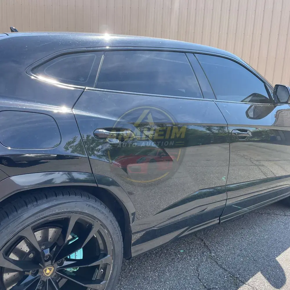 2020 Lamborghini Urus
