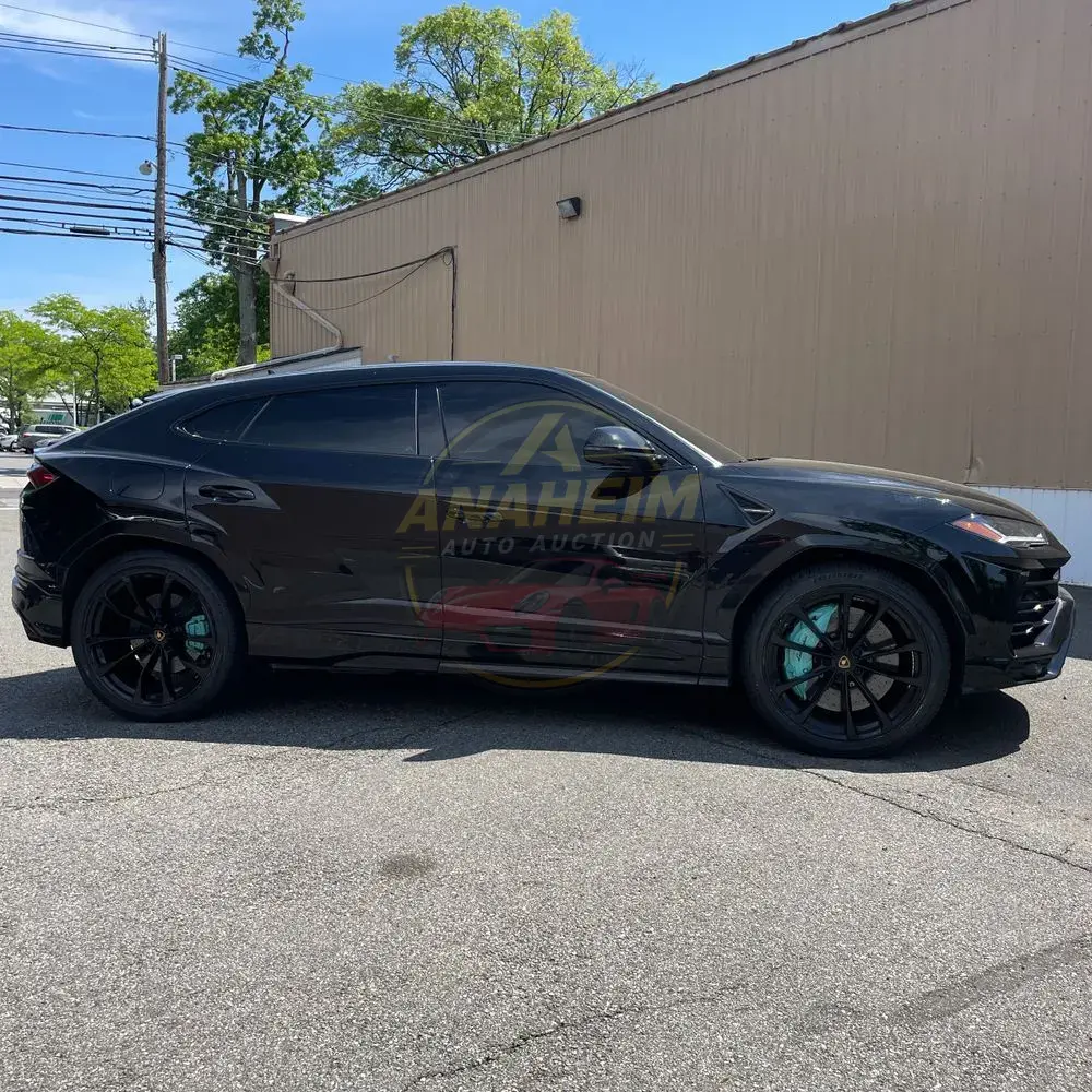 2020 Lamborghini Urus