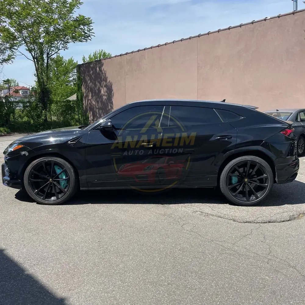 2020 Lamborghini Urus