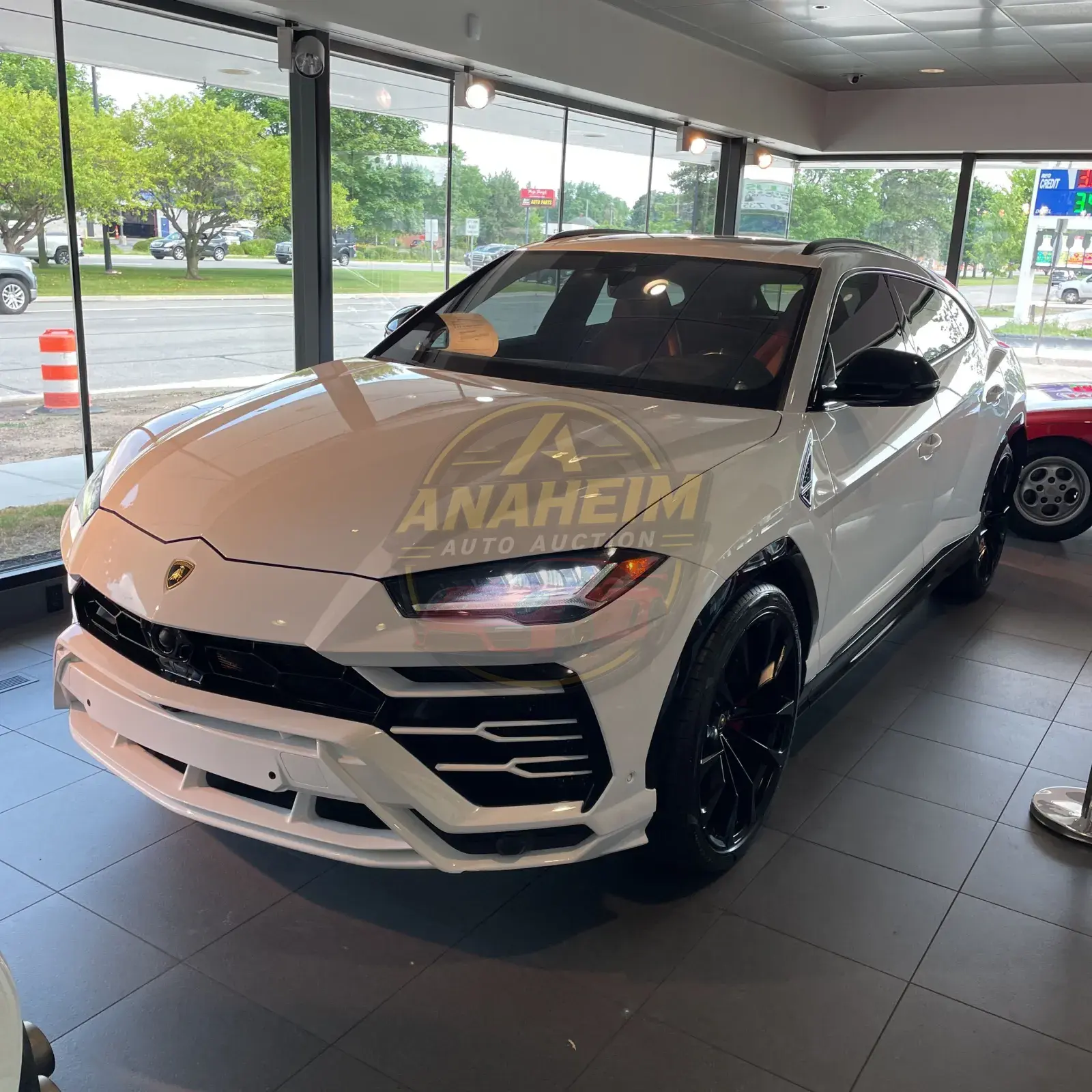 2019 Lamborghini Urus Base