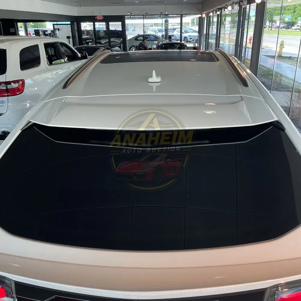 2019 Lamborghini Urus Base