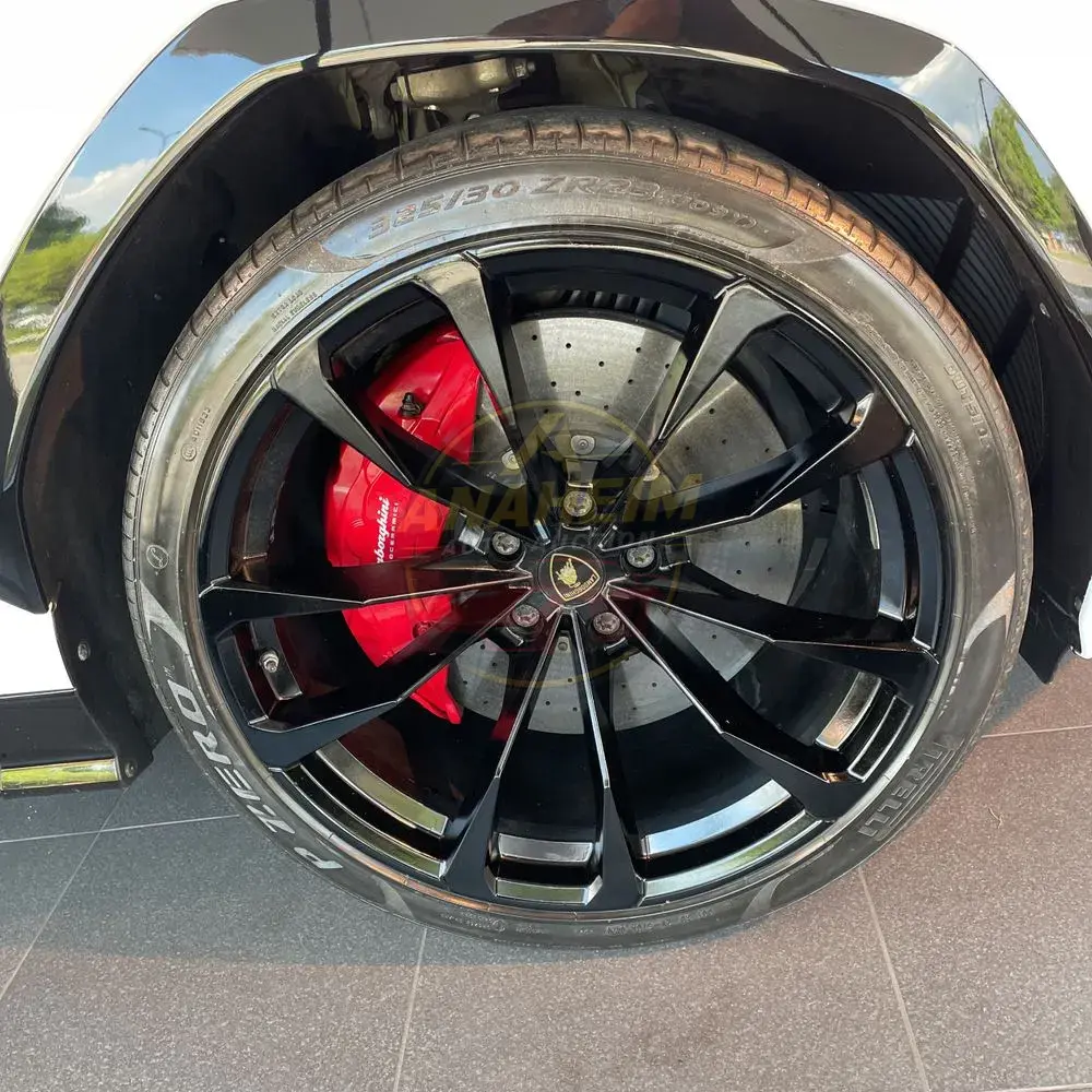2019 Lamborghini Urus Base