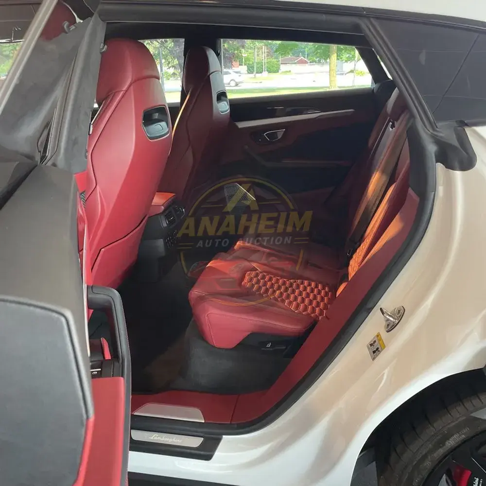 2019 Lamborghini Urus Base