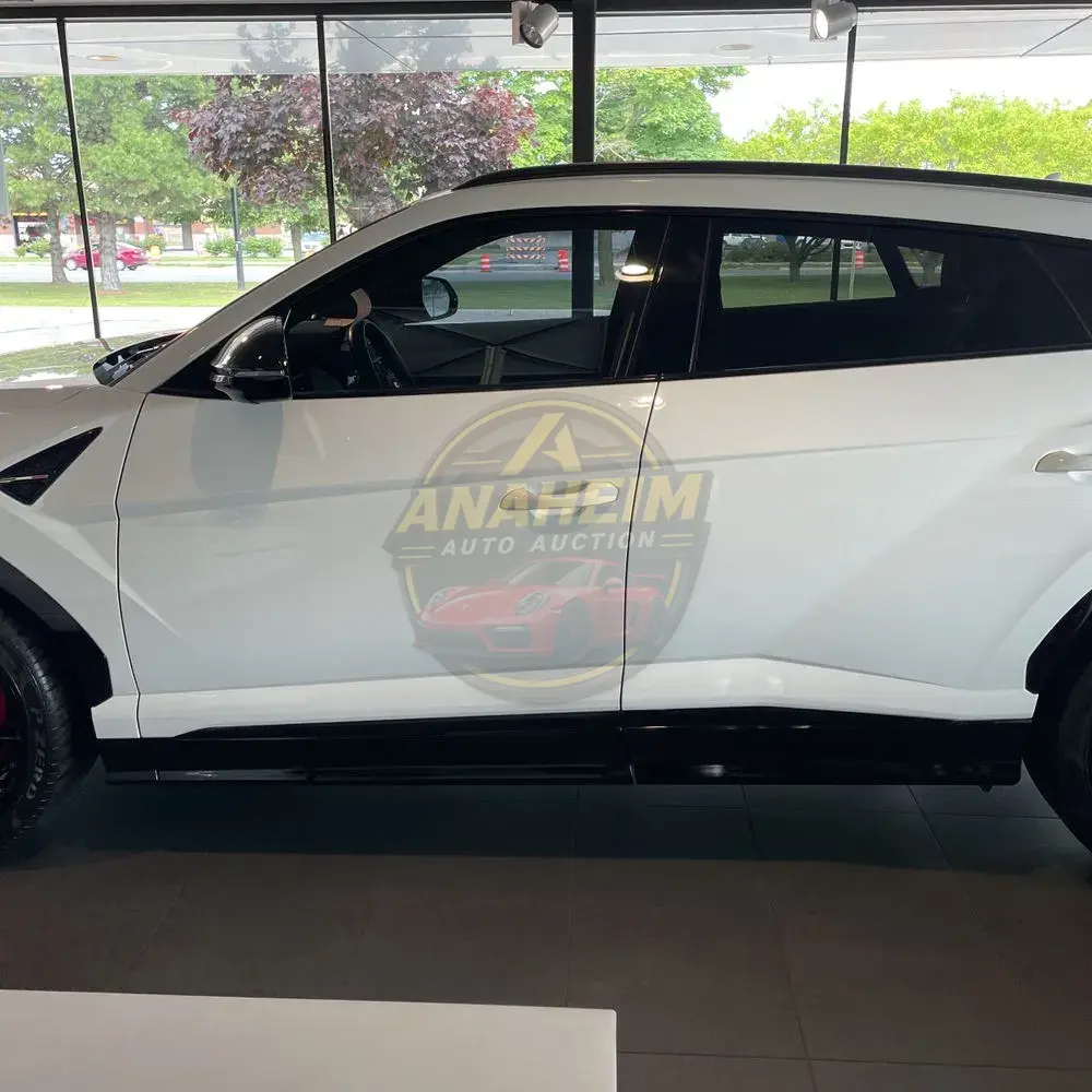 2019 Lamborghini Urus Base