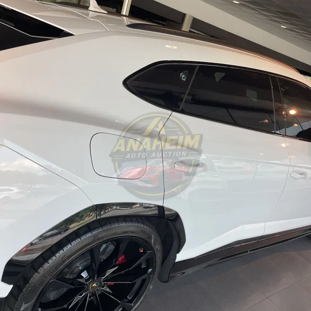 2019 Lamborghini Urus Base