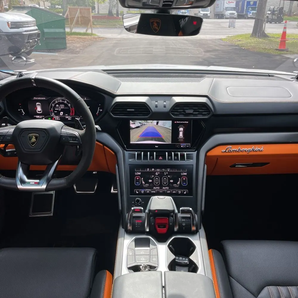 2023 Lamborghini Urus S