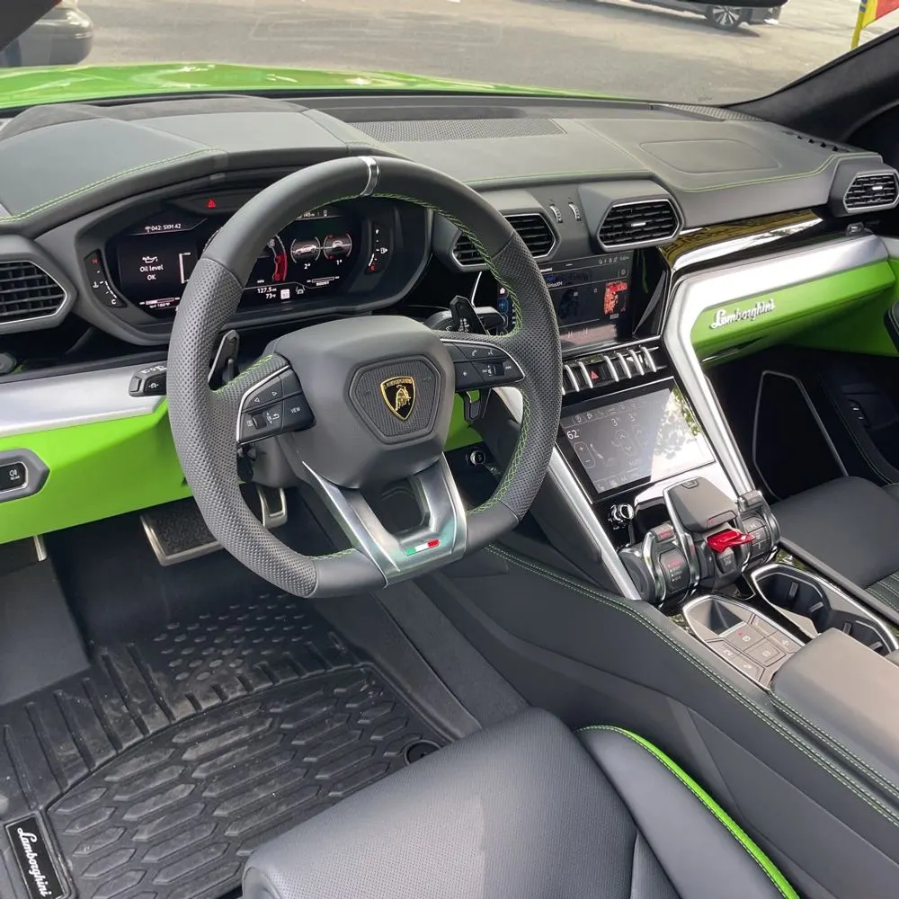2024 Lamborghini Urus S